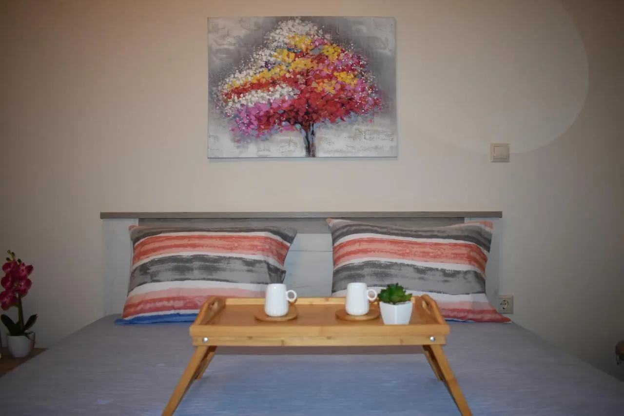 Domenica Studios 2 Thessaloniki